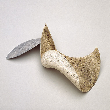 Bird with clipped
            wing II, 1998, 29x16 cm